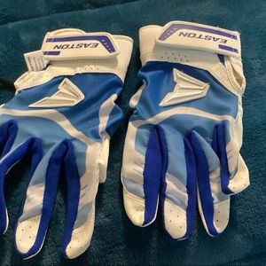 Softball batting gloves